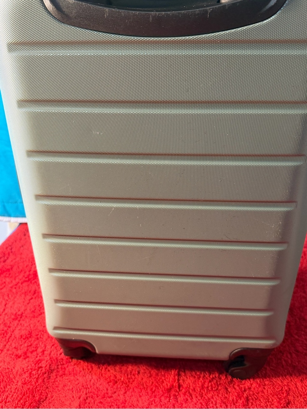 Compact Cream Hardshell Carry-On Luggage - Lightweight Travel Case